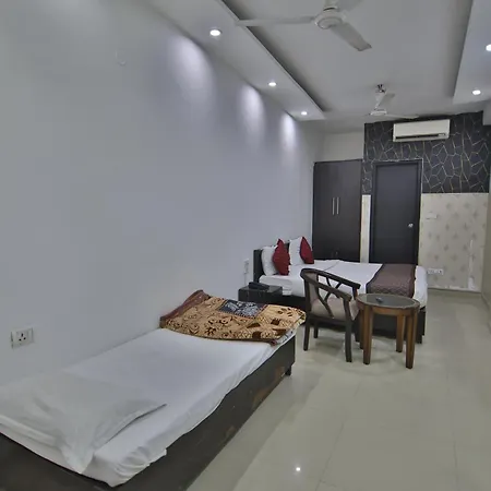 Hotel Aravali Residency Near Ilbs, Vasant Kunj-3